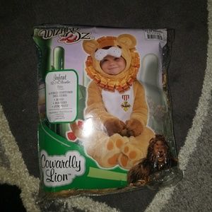 Wizards of Oz Cowardly Lion Halloween Costume